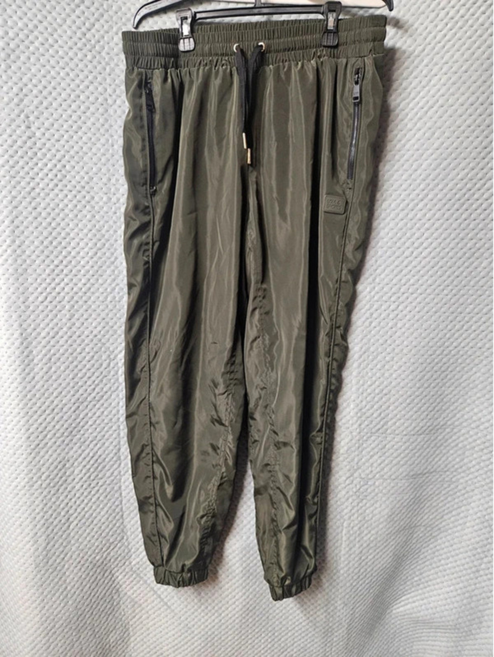 Love & Sports Women’s M Olive Green Nylon Look Jogger Track Pants Zip Pockets